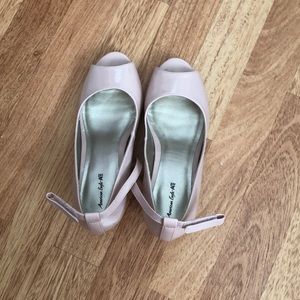American Eagle High heel shoes